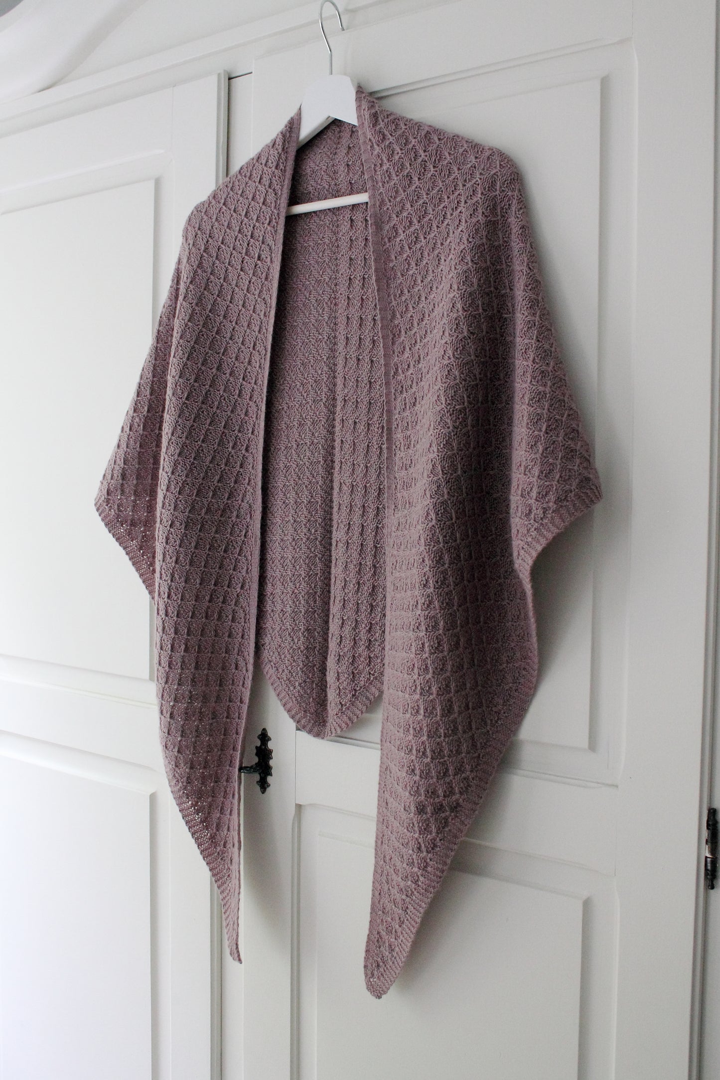 MORGENSTUNDE Shawl (Deutsch)