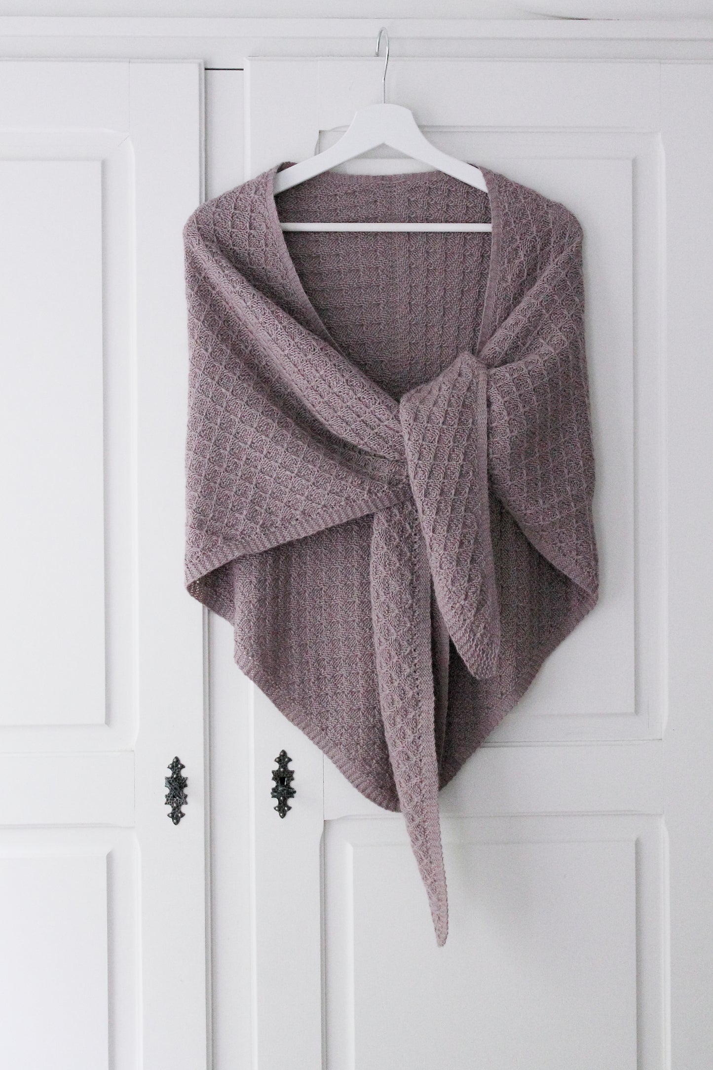 MORGENSTUNDE Shawl (Deutsch)