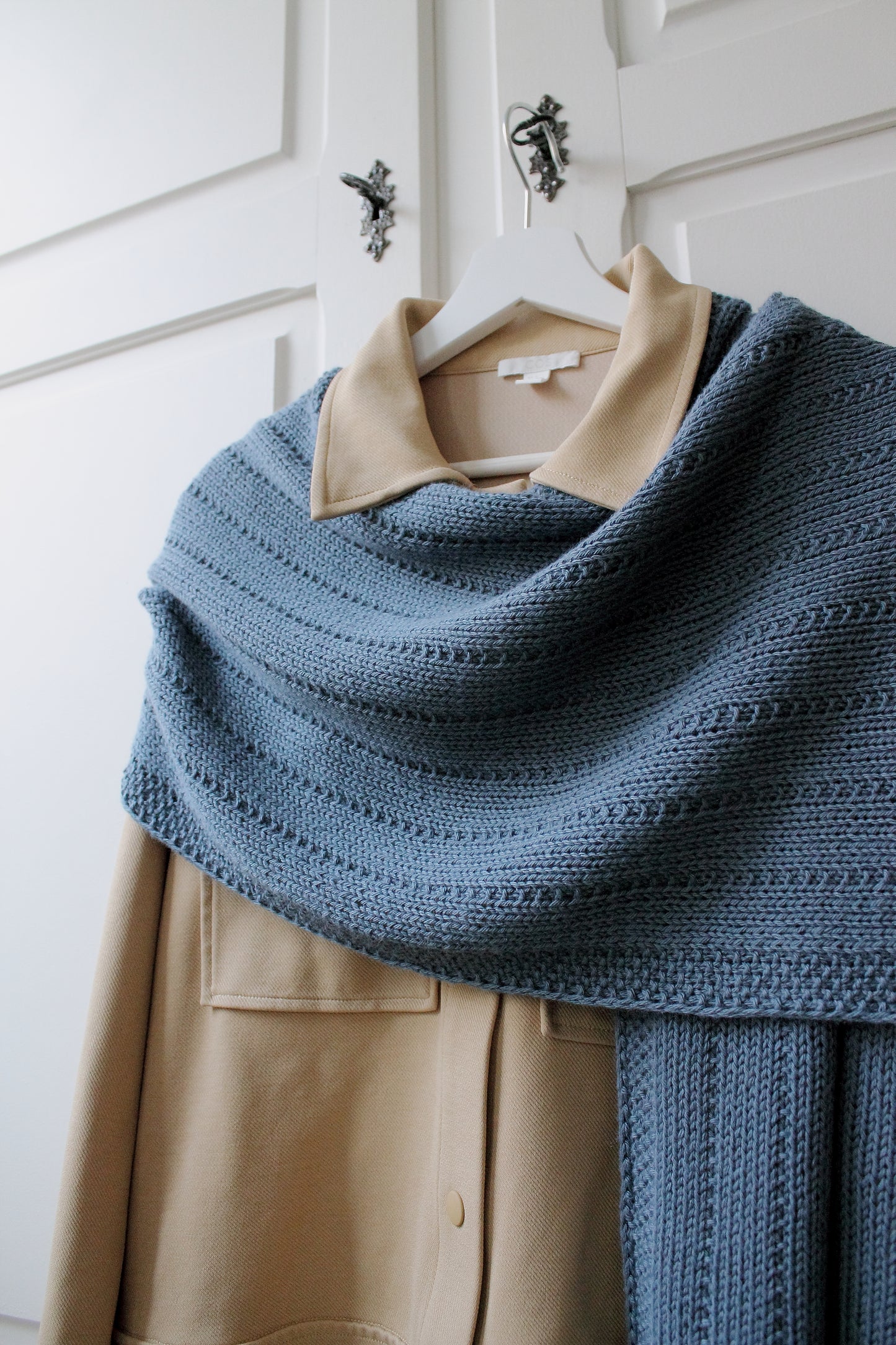 STADTLEBEN Shawl (Deutsch)