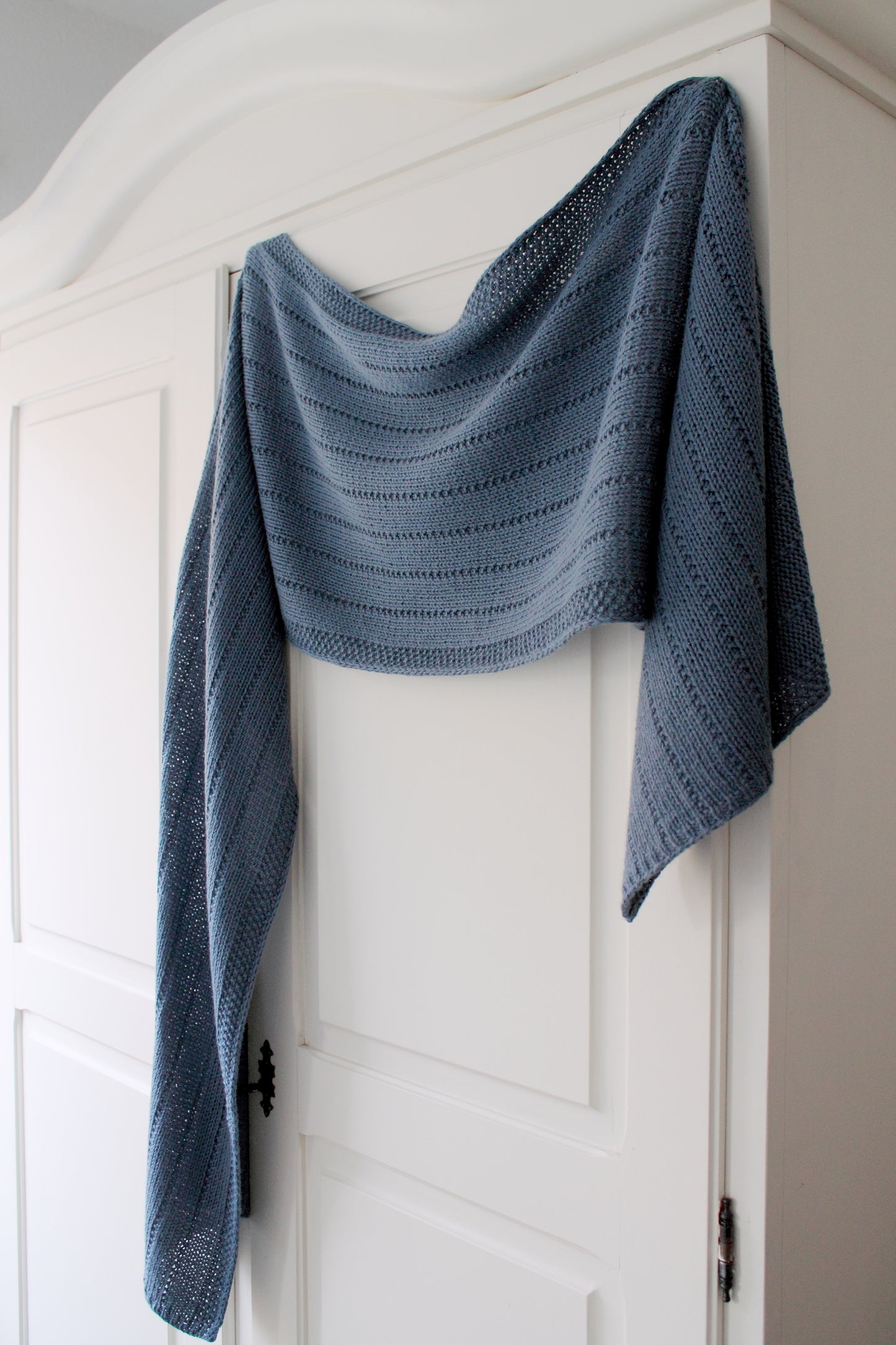 STADTLEBEN Shawl (Deutsch)