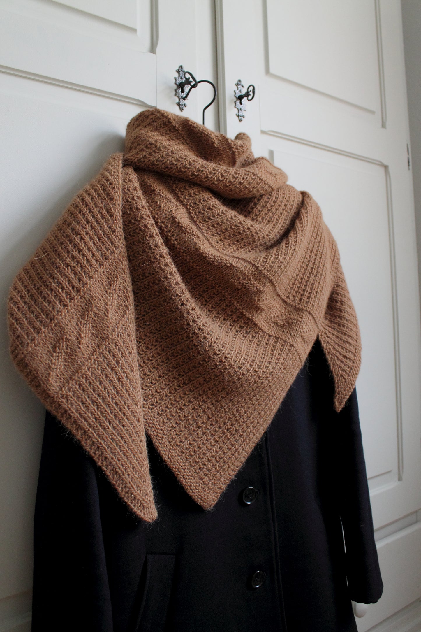 SKARN Shawl (Deutsch)
