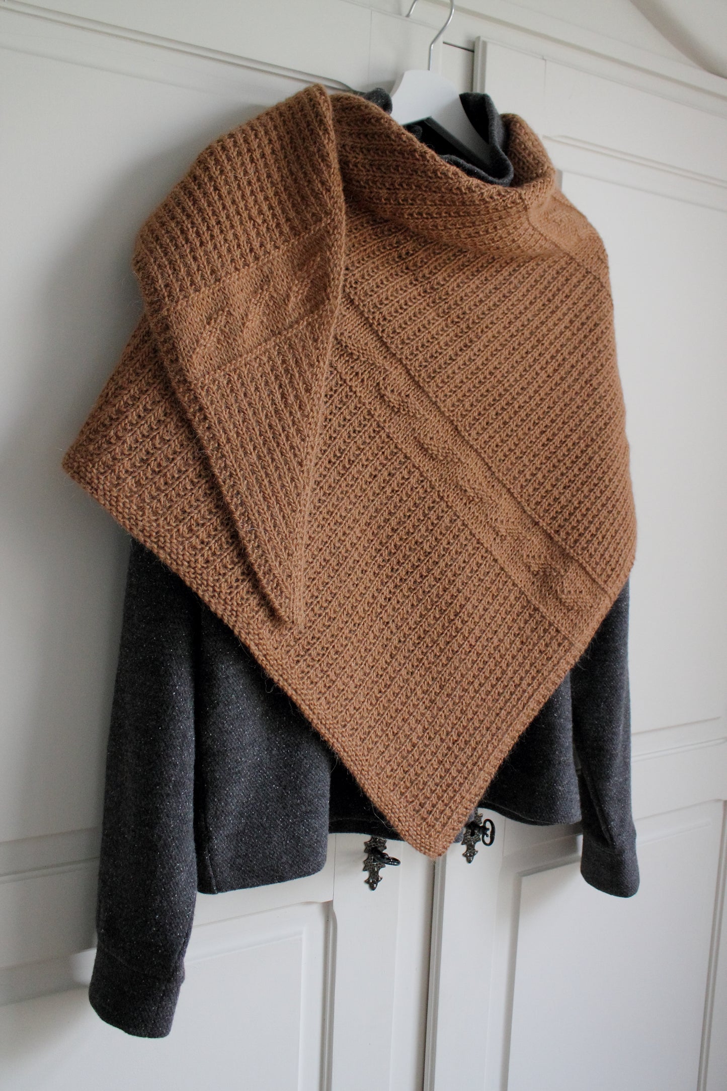 SKARN Shawl (Deutsch)