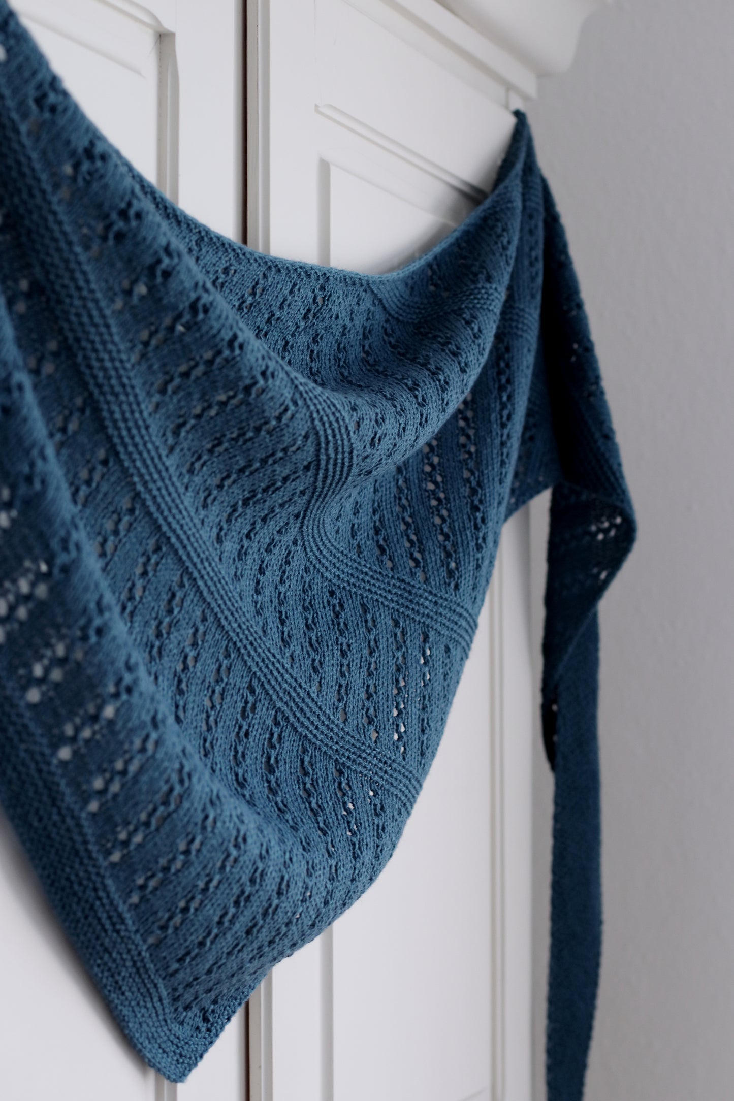 BLAUBEEREN Shawl (Deutsch)